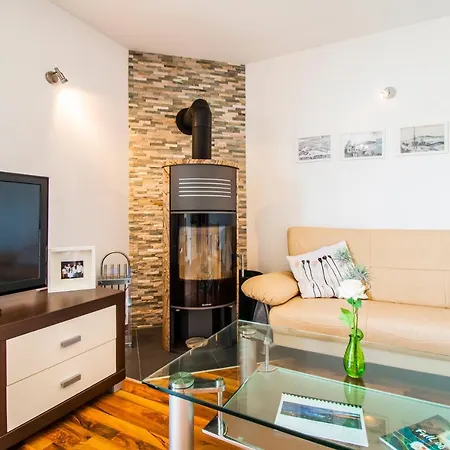شقة Apartments Lacaleta *
