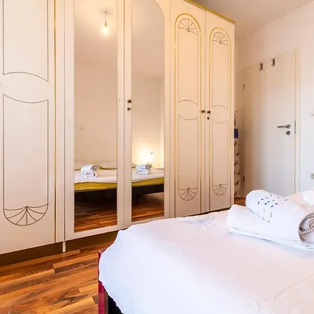 شقة Apartments Lacaleta