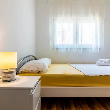 شقة Apartments Lacaleta