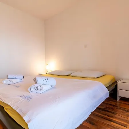 Apartments Lacaleta * سبليت