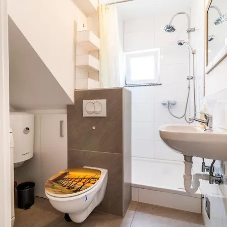 Apartments Lacaleta شقة سبليت